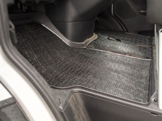 Picture of Town and Country Rubber Floor Mats | Mercedes Sprinter 2018-Onwards | Y0872