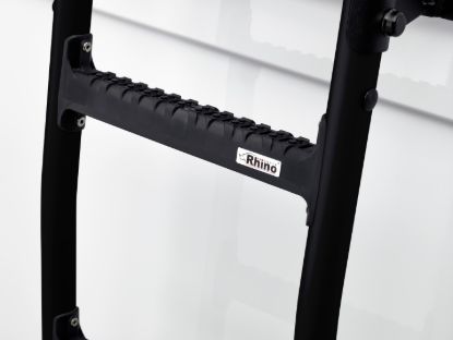 black vanladder close-up2