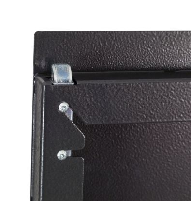 door-latch-catch